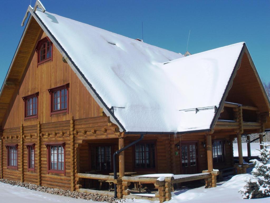 Hotel Jaun-Ievinas Rauna Exterior foto